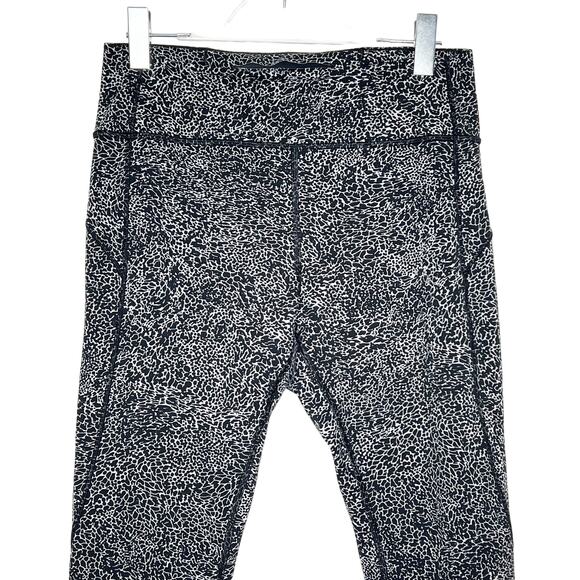 LULULEMON In Movement Tight Crop Pants Everlux Diffuse Starlight Black Size 12 - Picture 5 of 12